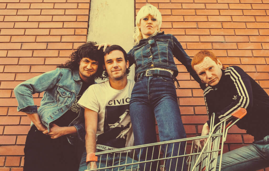 Amyl & the Sniffers