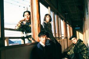 MONO NO AWARE (モノノアワレ)