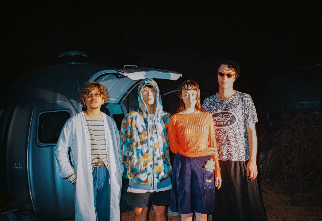 邦楽 YUN XIE 朝ヨガとスタバで出会った4人が奏でるドリームポップ | xiexie